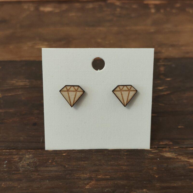 Nappikorvis timantti